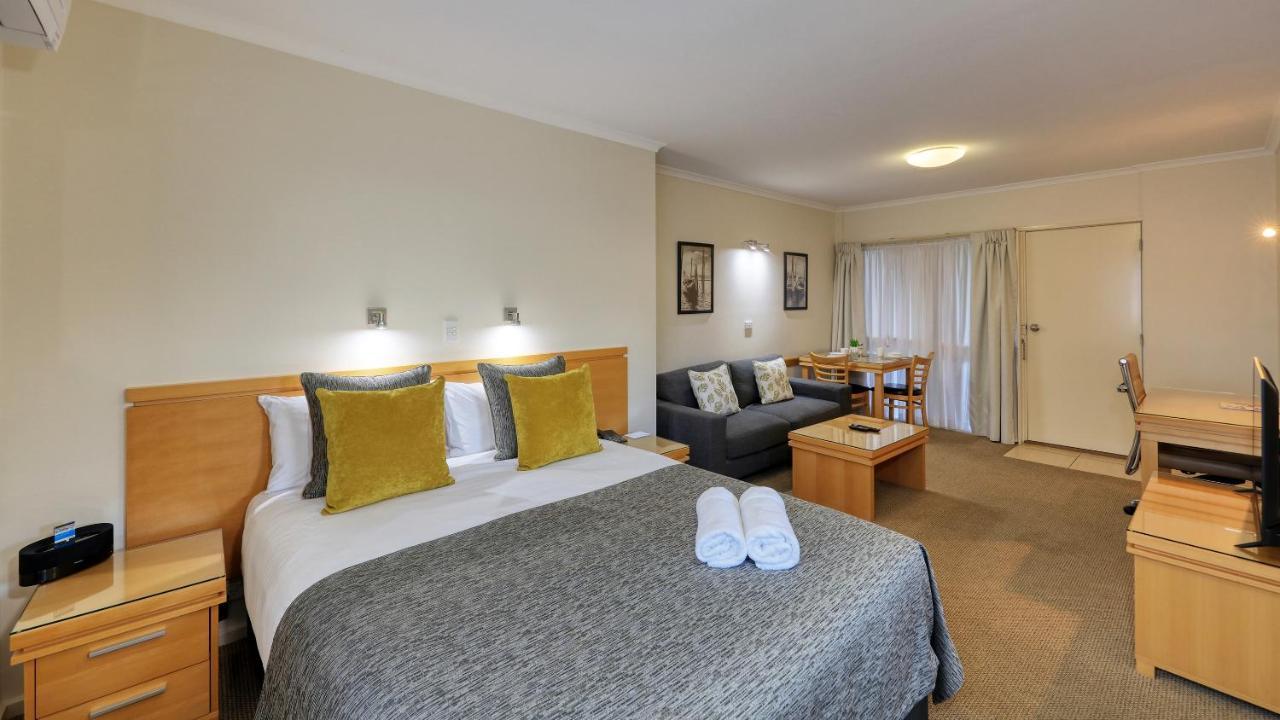 Quality Inn Суон-Гілл Екстер'єр фото