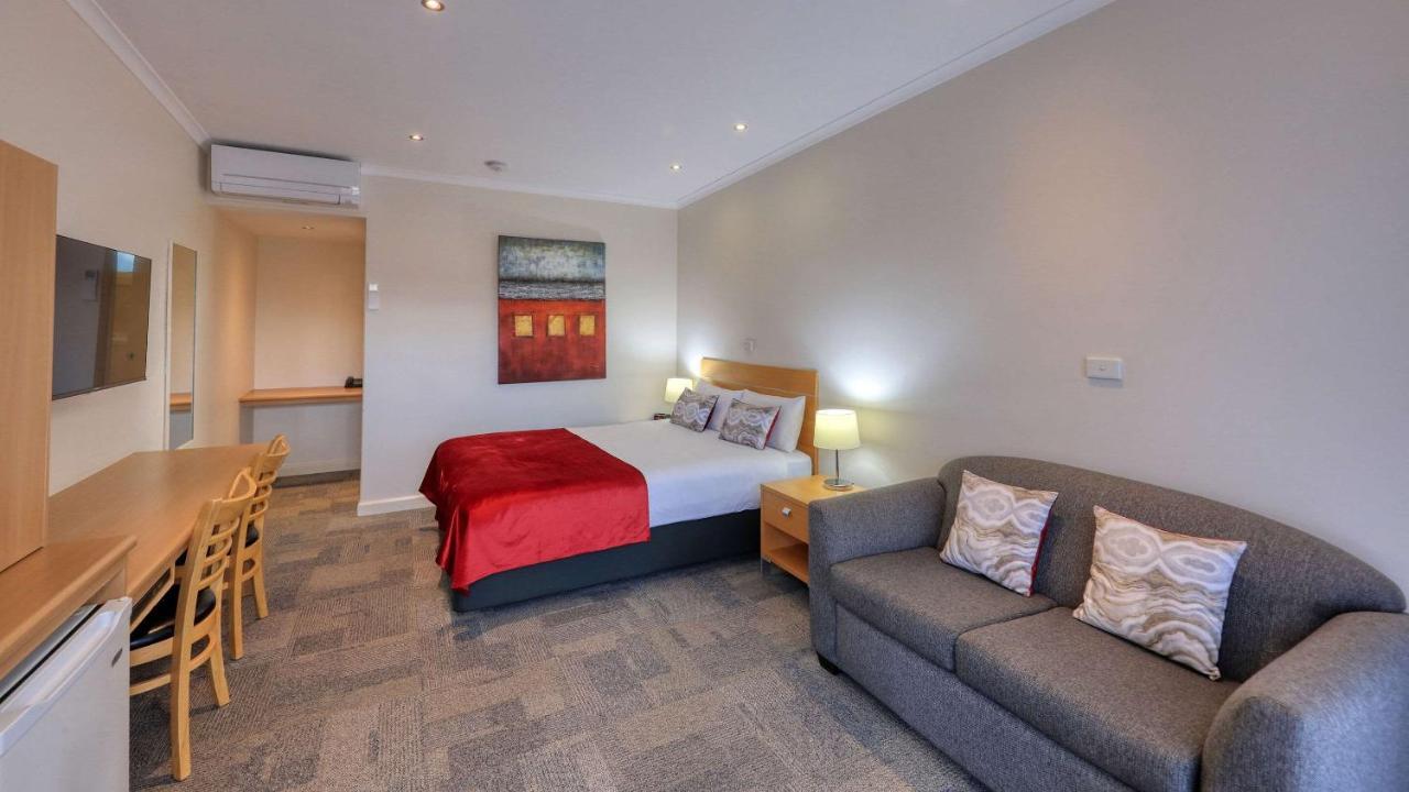 Quality Inn Суон-Гілл Екстер'єр фото